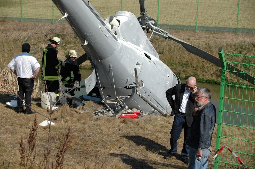 Hubschrauber abgestuerzt in Grafschaft P38.JPG